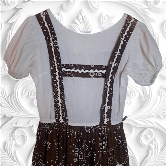 German Dirndl Brown White Octoberfest Dress - Picture 2 of 4